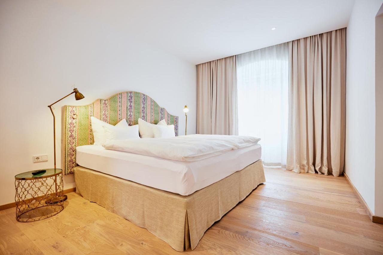 Boutiquehotel Zum Goldenen Hirschen